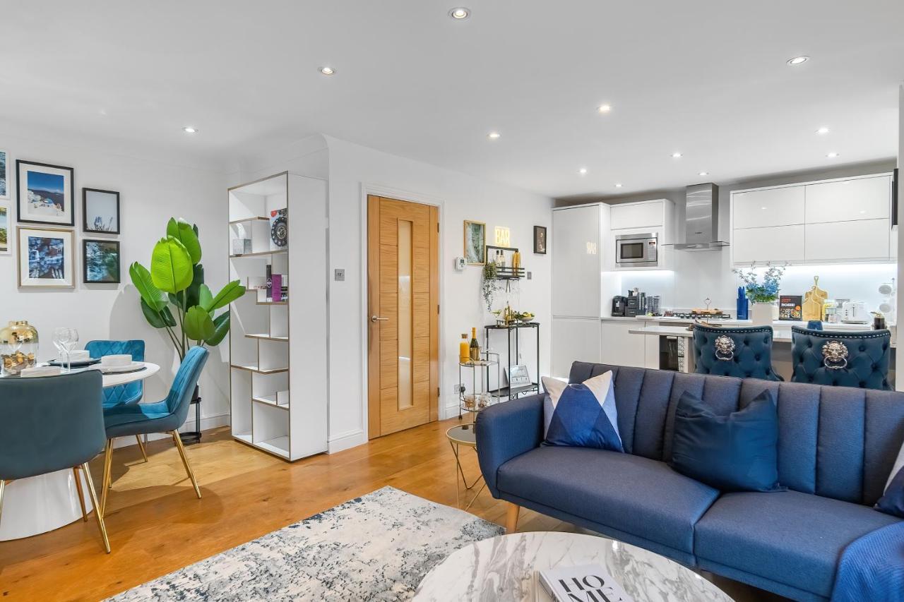 Chic 3 Bed Apartment Near London Bridge With Balcony Εξωτερικό φωτογραφία