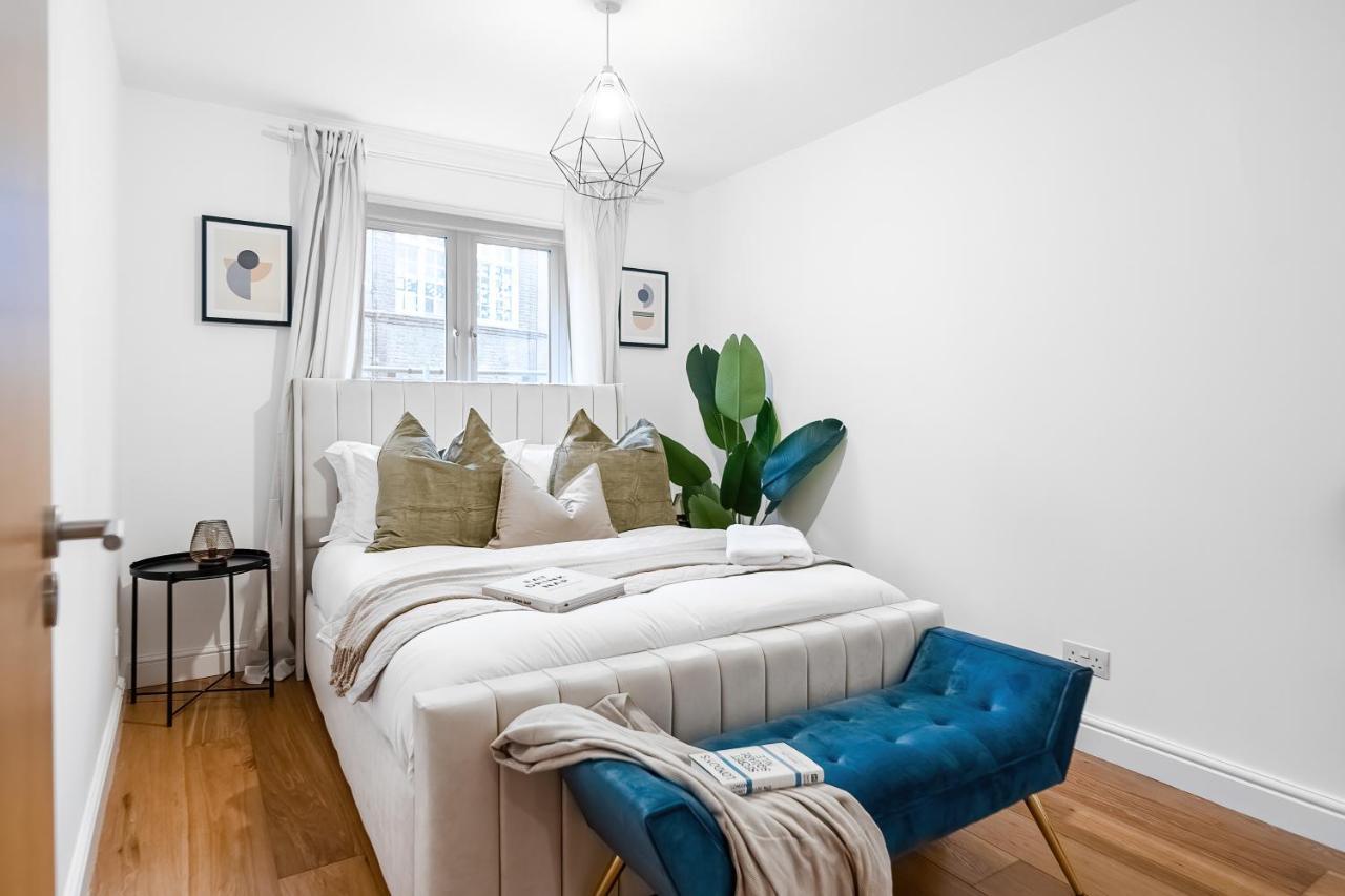 Chic 3 Bed Apartment Near London Bridge With Balcony Εξωτερικό φωτογραφία